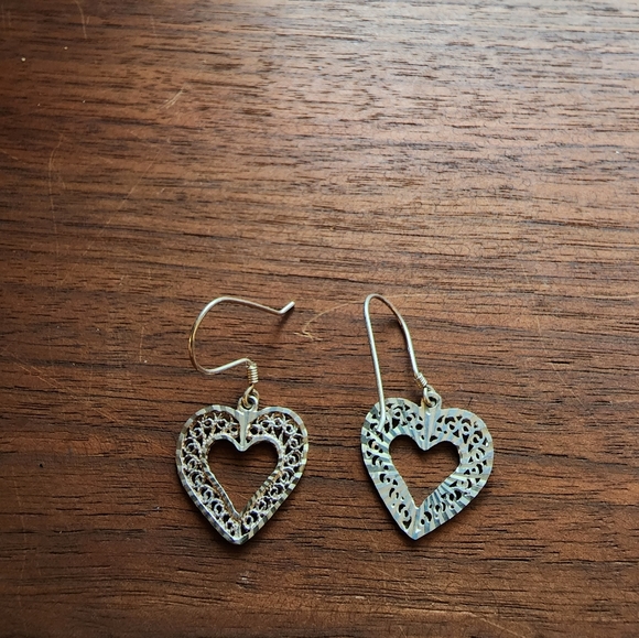 Lovely heartshaped sterling drop earrings - Picture 5 of 8